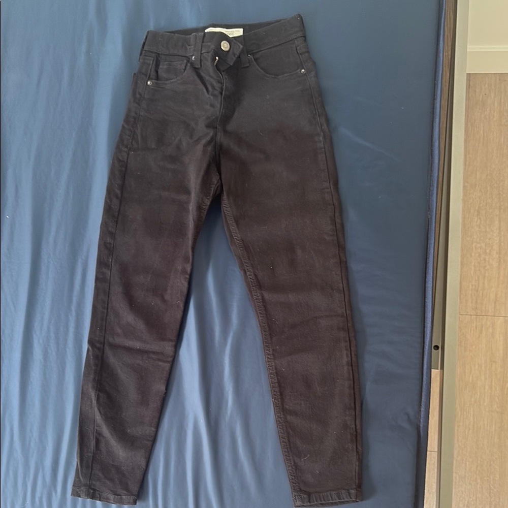 Black High-Waisted Jeans